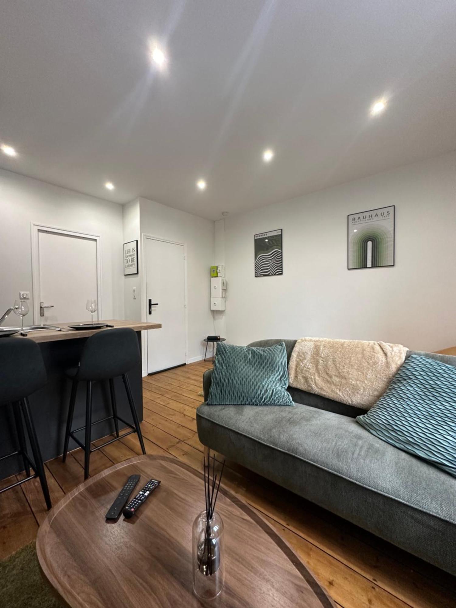 Immeuble St-pierre - Gare 10min - Hortillonnages 5min - Wifi - Tv Hd Appartement *