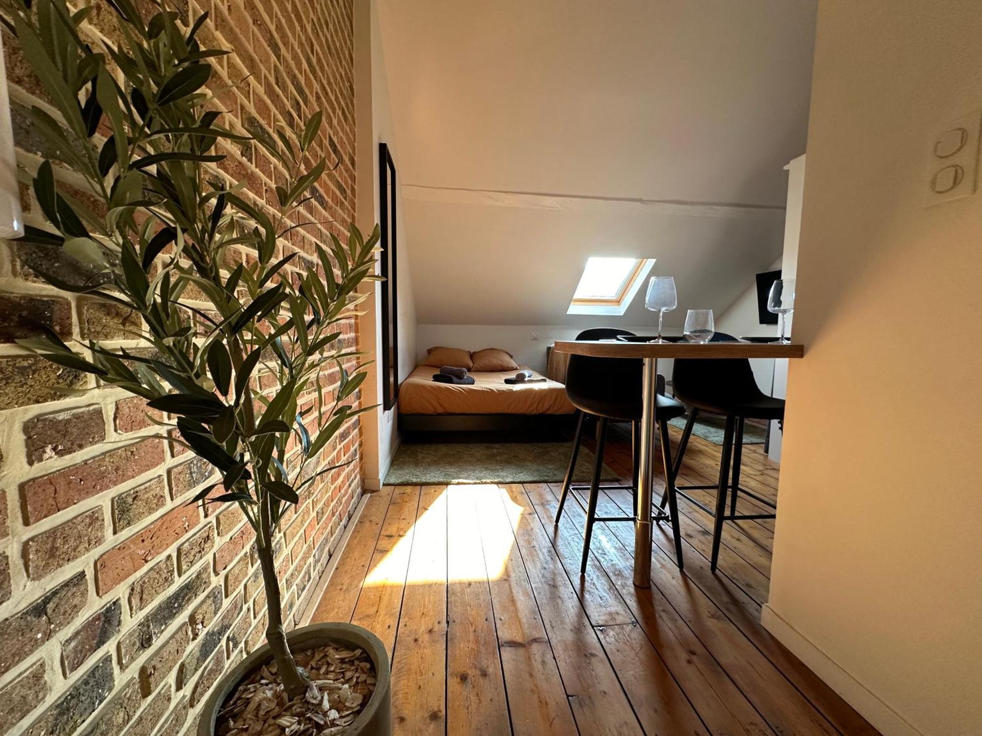 Appartement Immeuble St-pierre - Gare 10min - Hortillonnages 5min - Wifi - Tv Hd *
