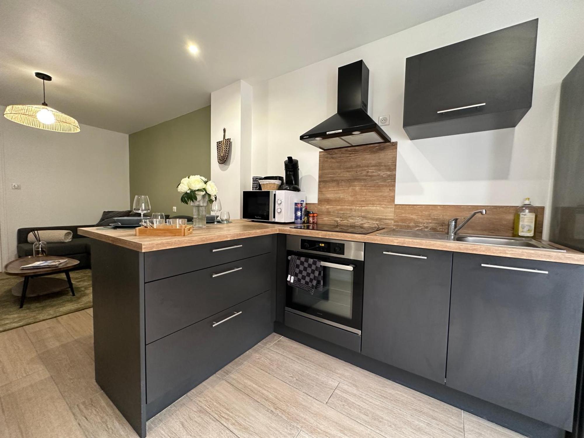 Immeuble St-pierre - Gare 10min - Hortillonnages 5min - Wifi - Tv Hd Appartement *