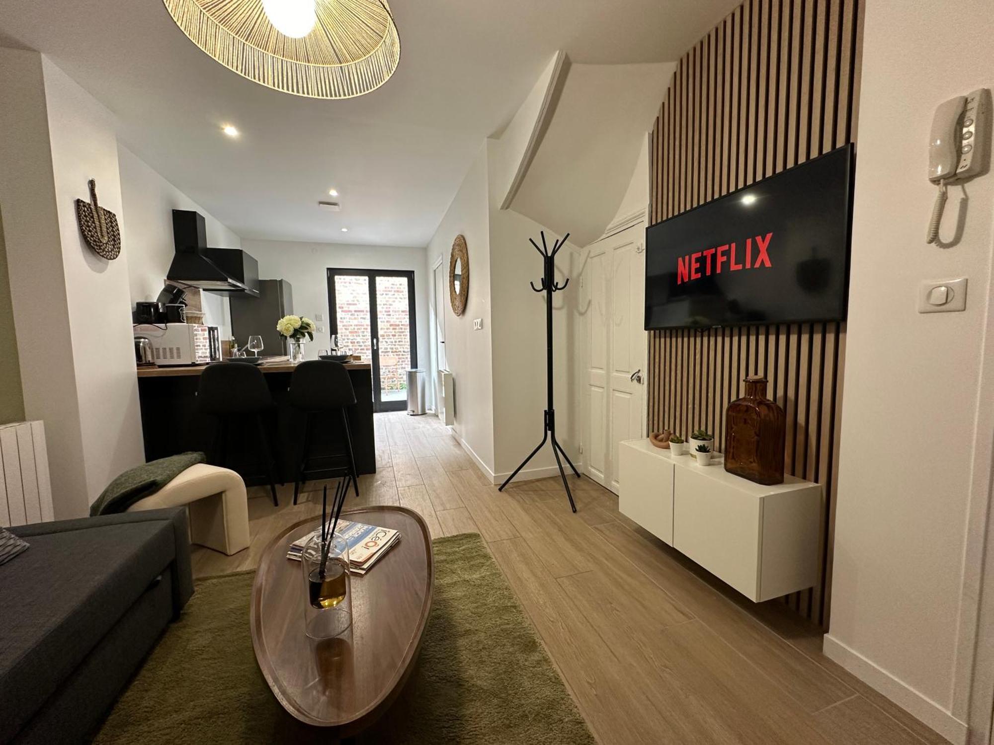 Immeuble St-pierre - Gare 10min - Hortillonnages 5min - Wifi - Tv Hd Amiens